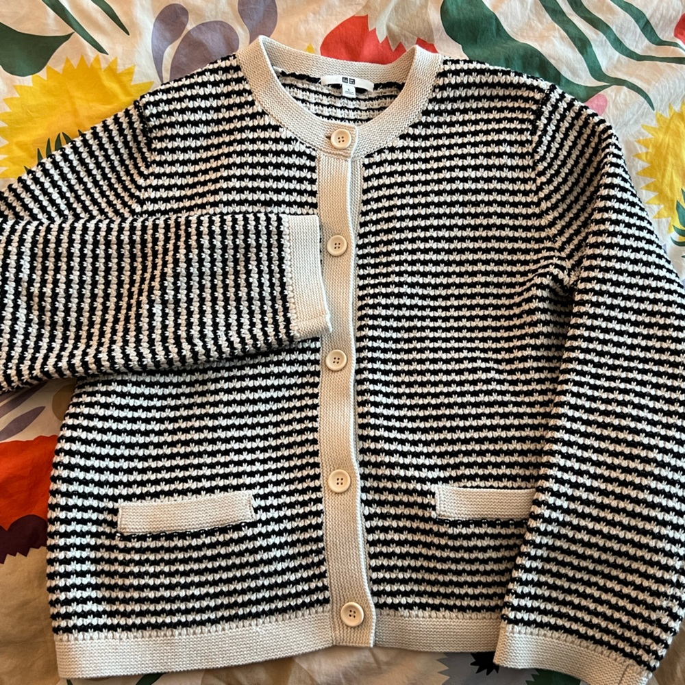 UNIQLO Knitted striped short jacket
